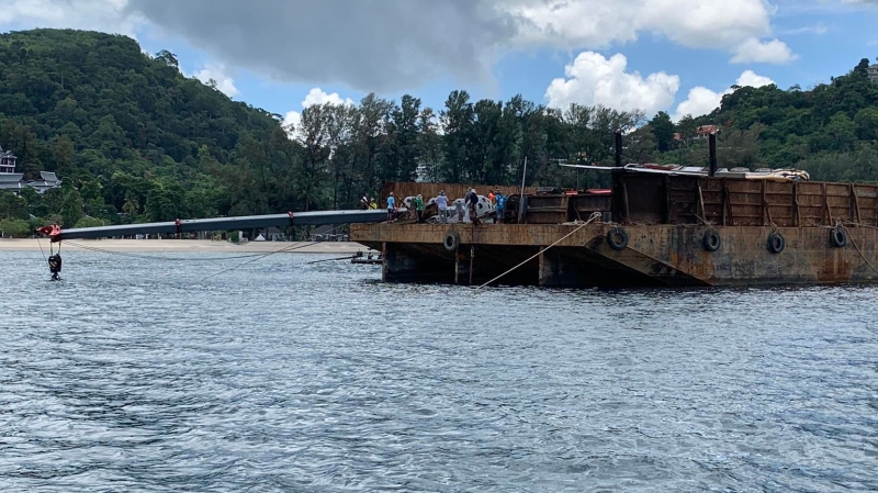 Artificial reef crane collapses off Kalim Beach