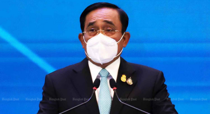 Prayut defends performance