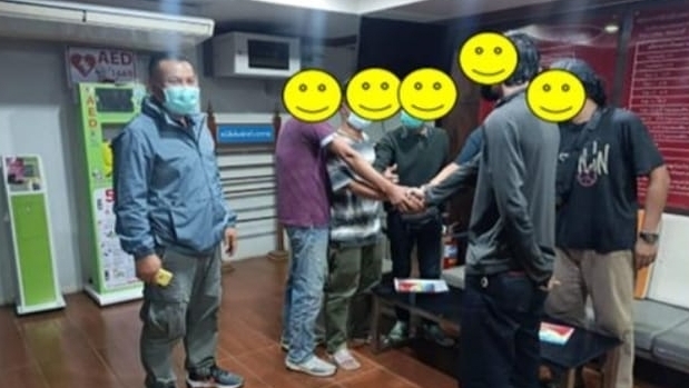 Phuket police play down Patong tuk-tuk driver brawl