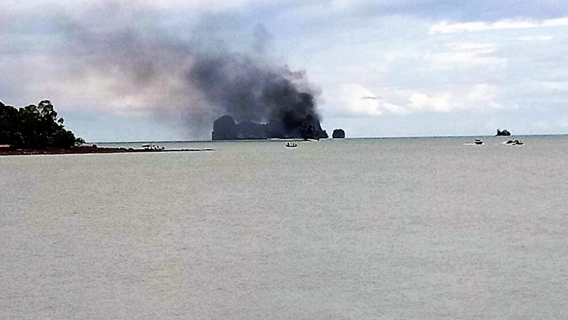 Explosion, fire on ferry off Chumphon, passengers injured