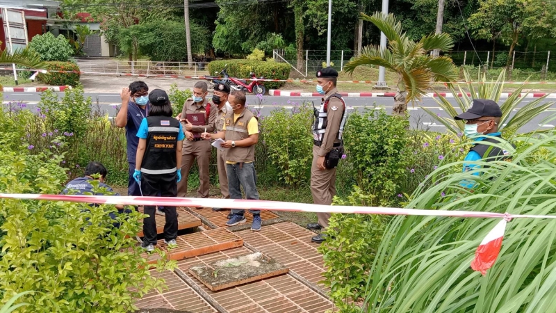 Body of newborn girl found in drain