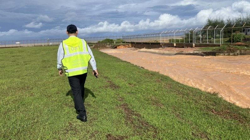 Food, water distributed as Phuket flights resume