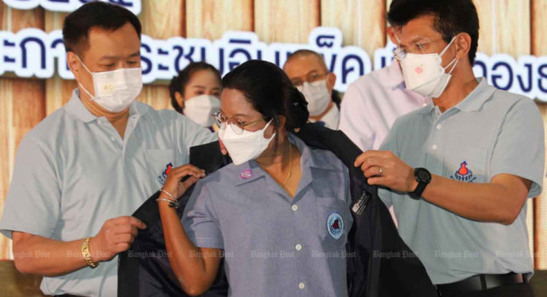 Anutin wants to further reward health volunteers