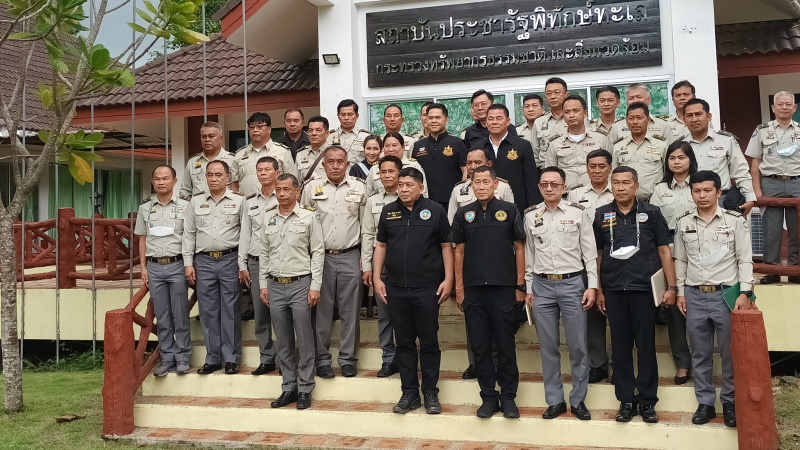 Marine park chiefs told to get ready for high season
