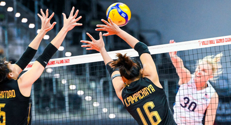 Thai women go down fighting against USA
