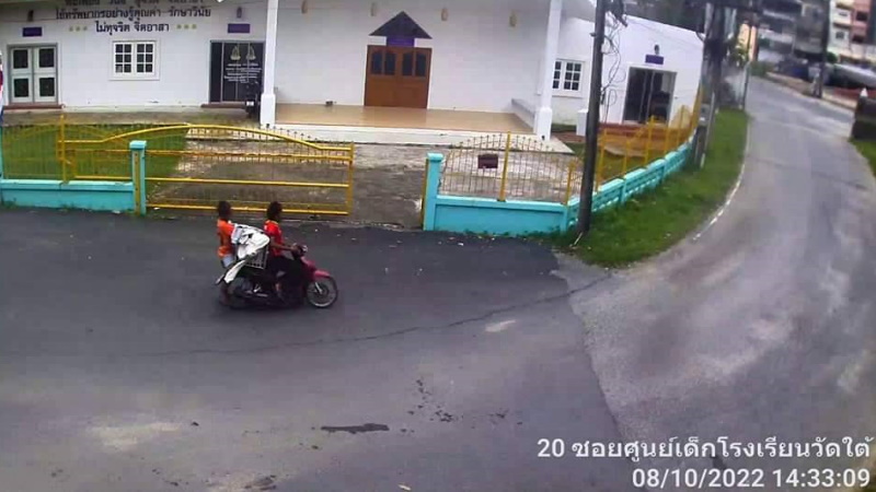 Phuket teens arrested for stealing temple donations