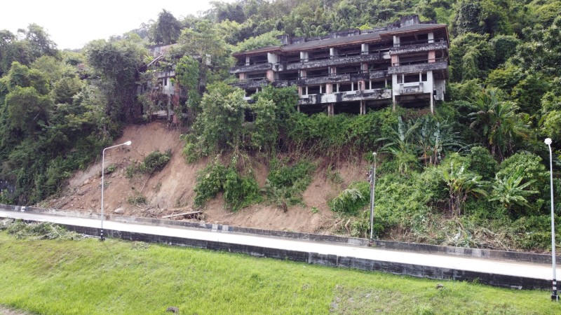 Bypass abandoned hotel to be demolished