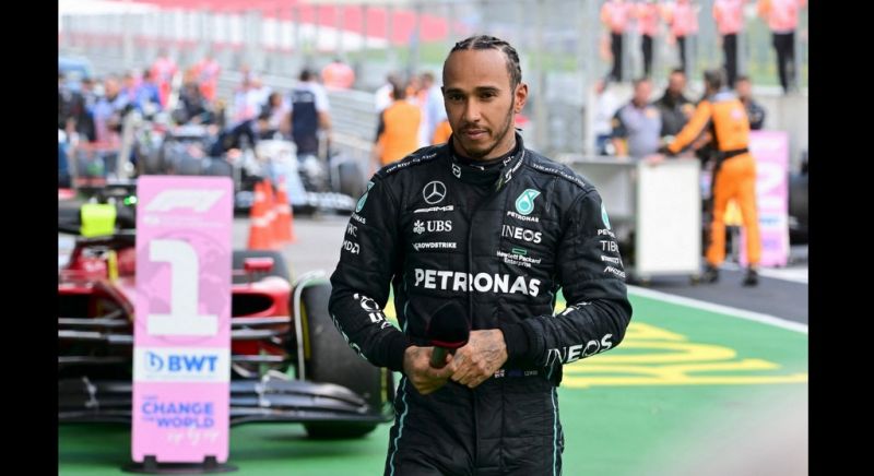Hamilton hoping to race on past 40 with new Mercedes contract