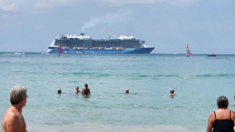 Tourist dies on board of Phuket-bound luxury cruise liner 
