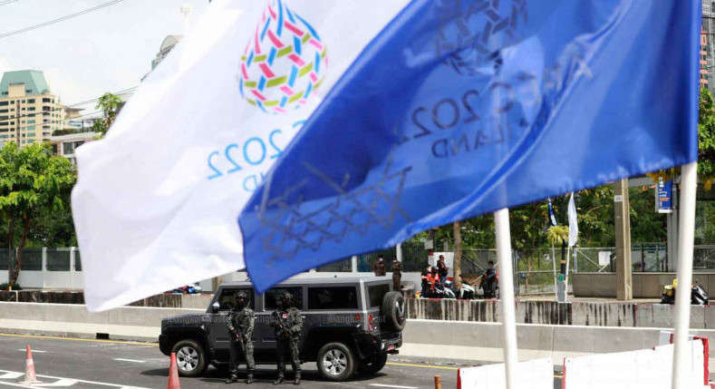 Apec protesters warned to stay away