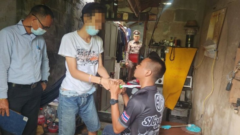 Son says sorry for killing father