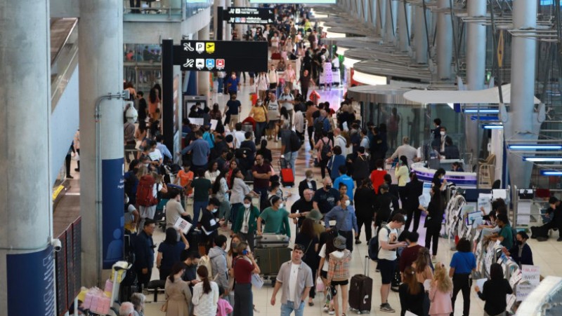 Police target tourist hunters
