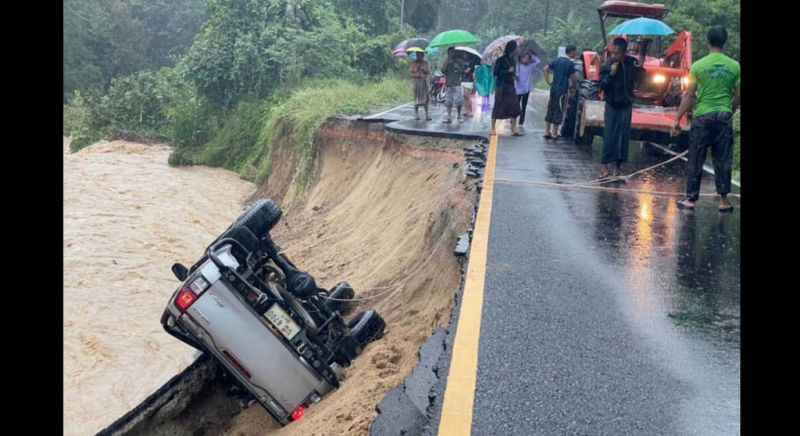 Flash floods ravage southern provinces