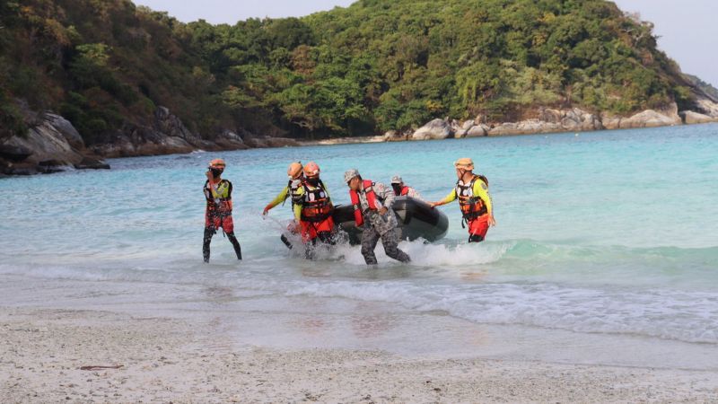 Navy confirms finding two more bodies of foreigners off Phuket