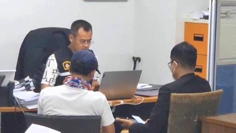 After 10 years, suspect arrested for Phuket tourist business attack, arson
