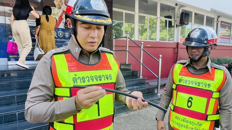 Van driver intimidation sparked by extra fare disagreement