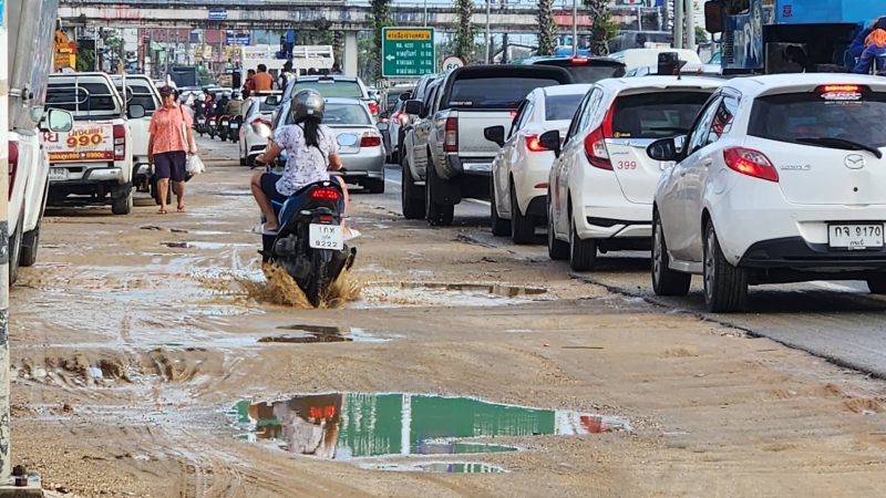 Officials called to fix dangerous sections of Phuket’s busiest road