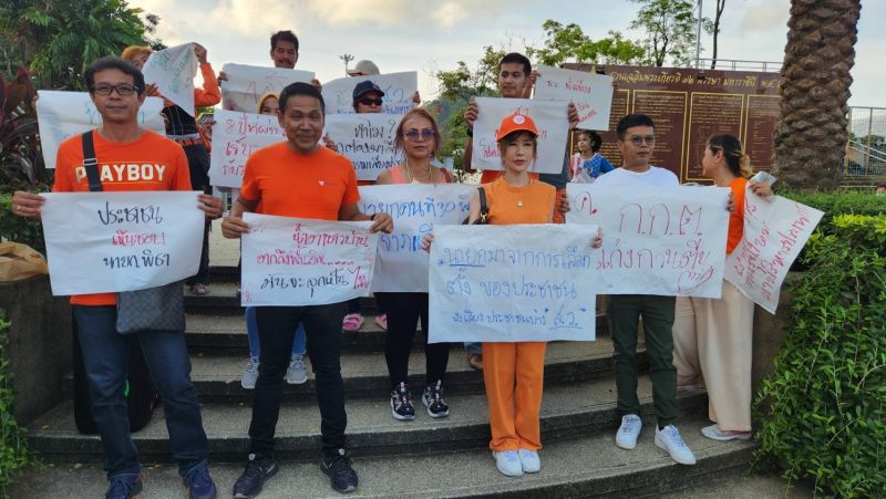 Move Forward in Phuket calls for peace, hope for the future