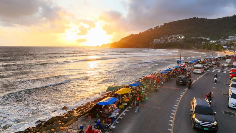 Long holidays to generate B17bn from 5m trips