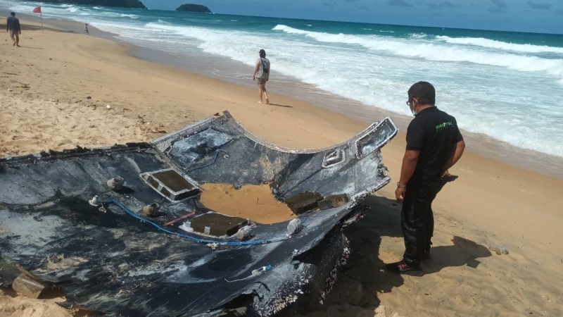 Aircraft-like debris washes ashore at Karon