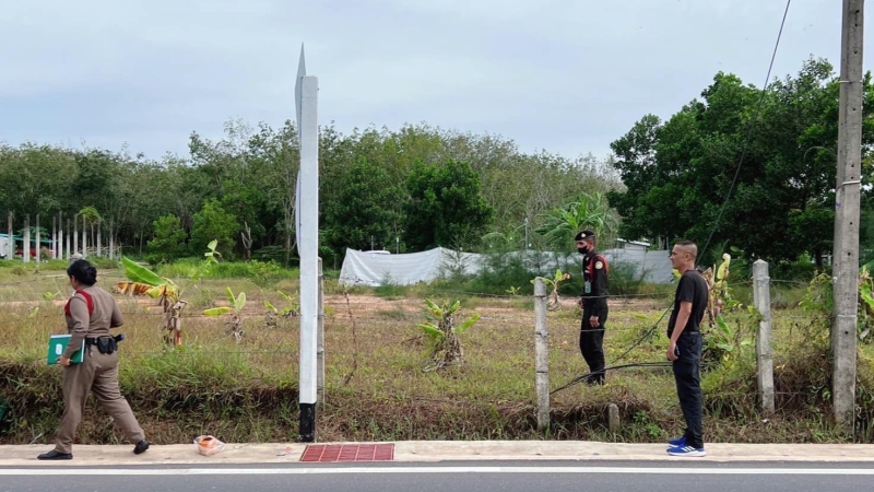 Police hunting cable thief near Phuket airport control tower