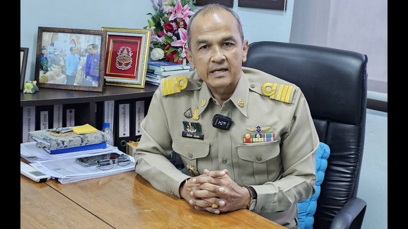Phuket Fisheries Chief urges small boats to obey weather warnings