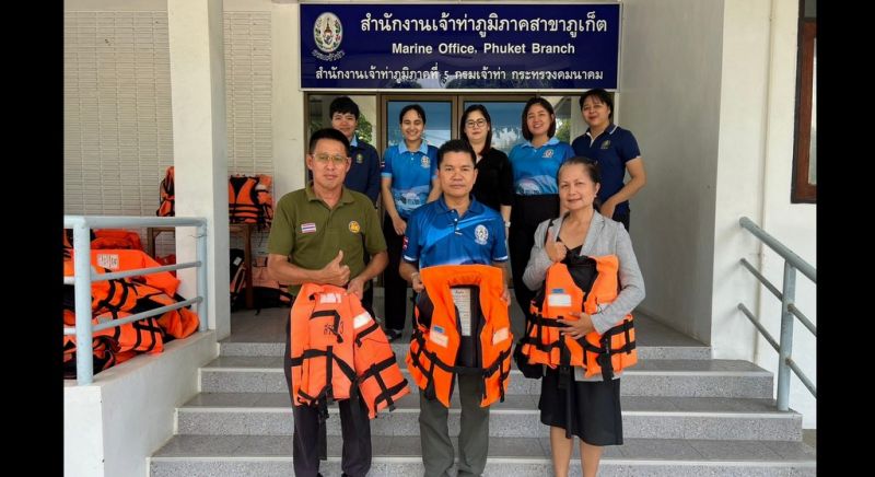 Campaign to recycle surplus life jackets