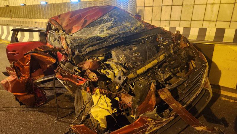 Car crushed by 22-wheeler in Phuket underpass