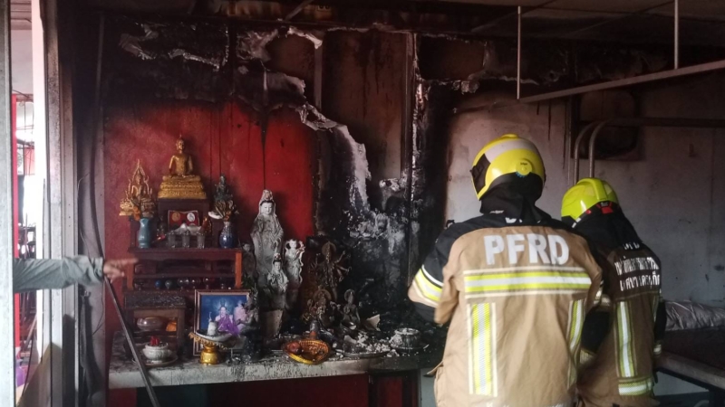 Fire damages massage salon in Ratsada