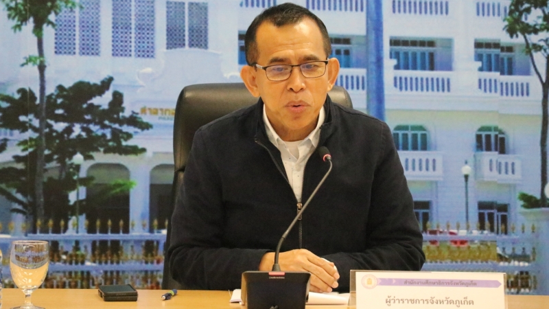 Proposal for visas for parents of children at international schools, with criminal checks