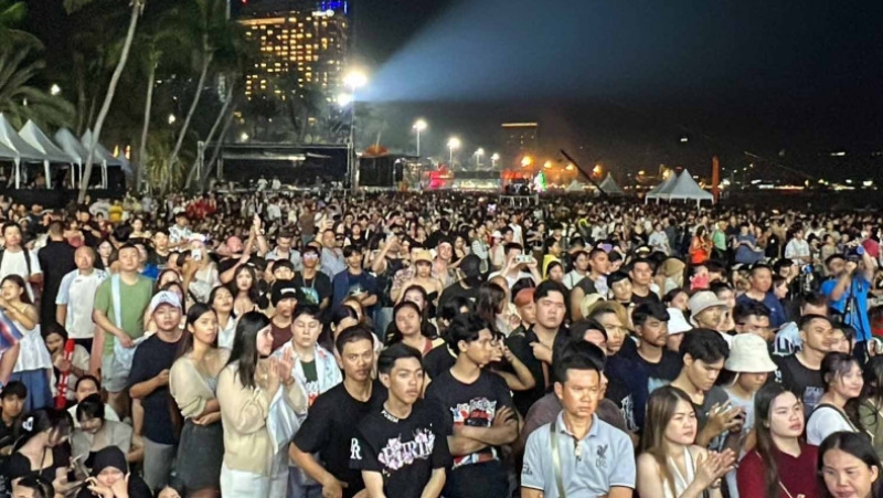 New Year tourism revenue soars