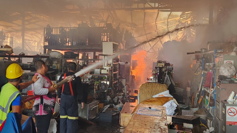 Beehive fire becomes blaze, causes B10mn damage to warehouse shop