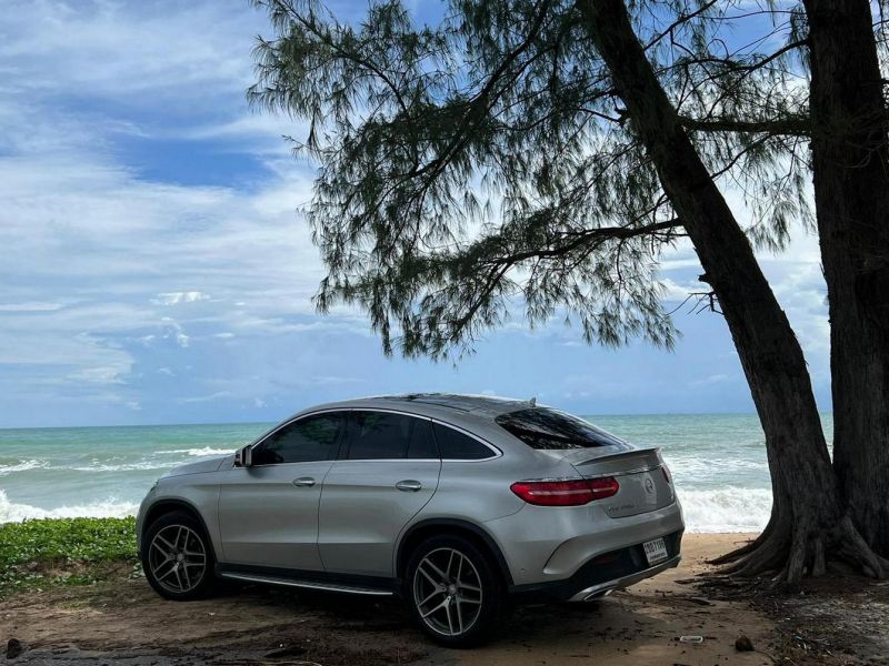 Mercedes Benz