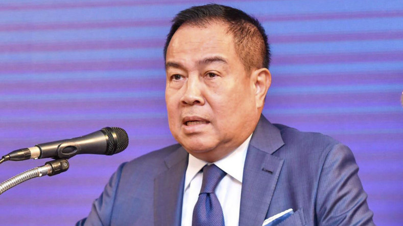 Ex-top cop indicted in ‘Boss’ saga