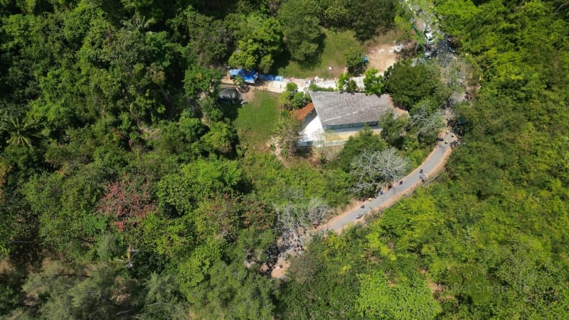 Probe launched into beach access drama