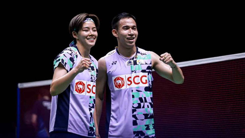 Dechapol, Sapsiree ousted in first round