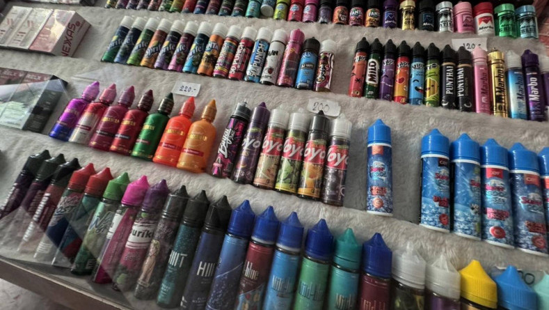 Schools told to screen students for vapes