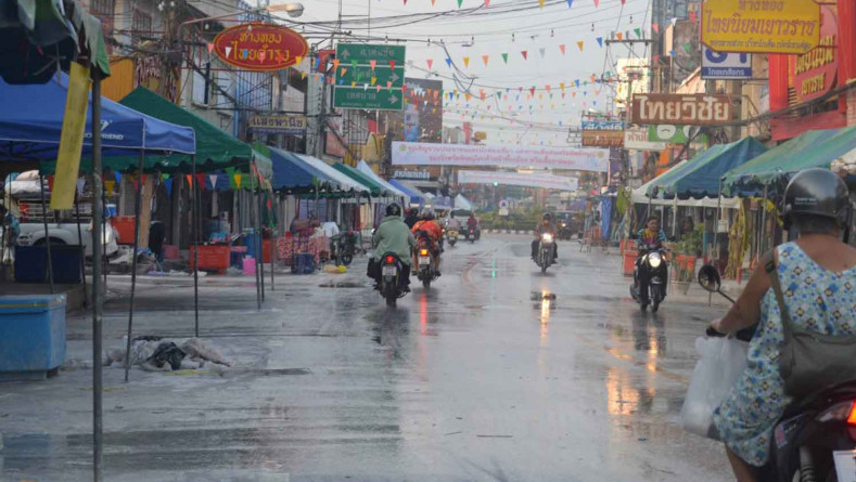 National Songkran road death toll reaches 206
