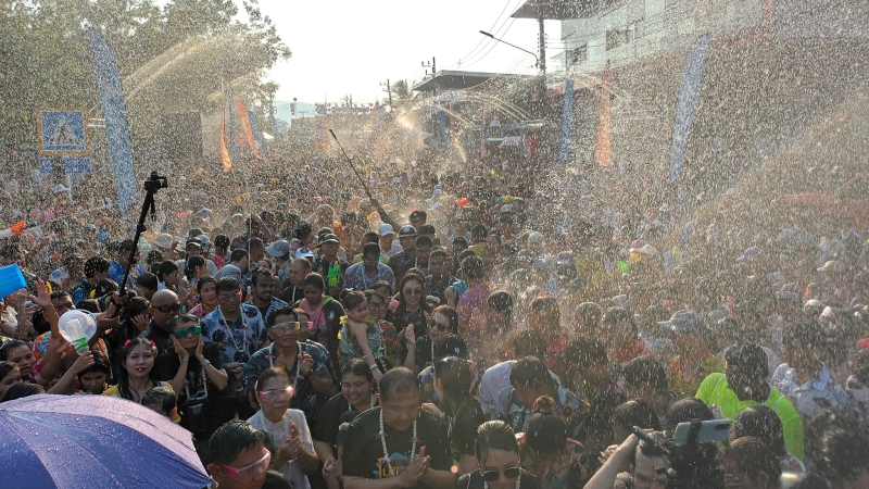 Long Songkran generated B140bn in tourism income