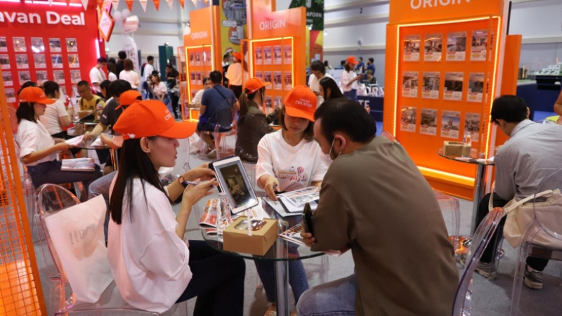 Foreigners lead the way in condo market