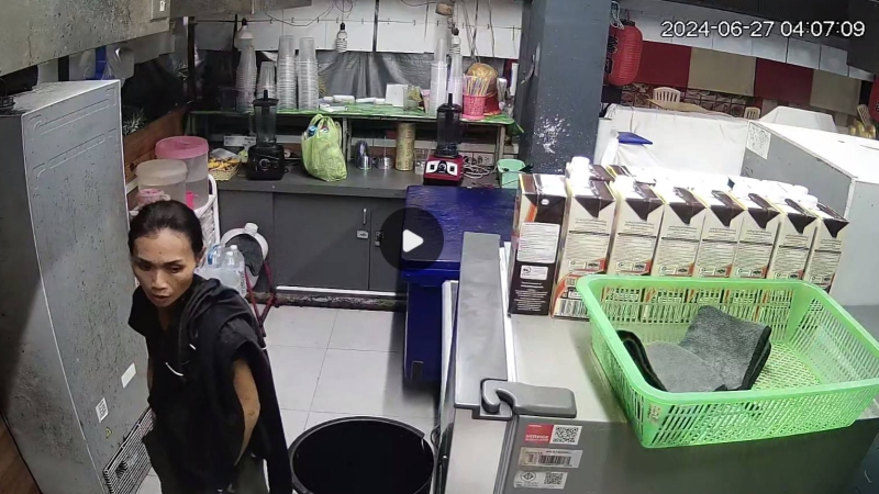 Woman steals gold amulet, B600 cash from Patong smoothie shop