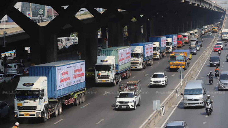 Thai truckers under pressure from influx of Chinese companies
