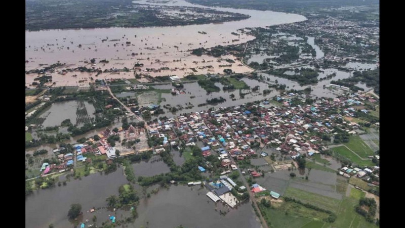 PM vows faster flood payouts
