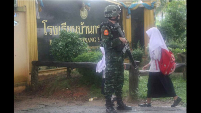 Military to withdraw from South, volunteers to step in