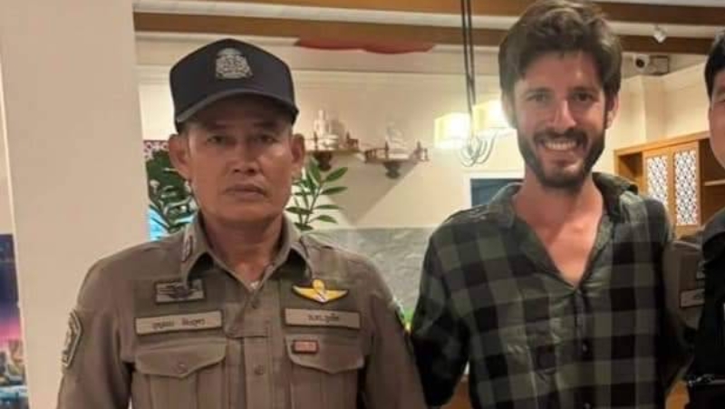 Italian tourist after lost in Phuket jungle found safe