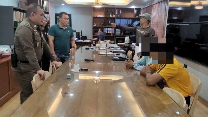 Men arrested for assaulting tourist during burglary