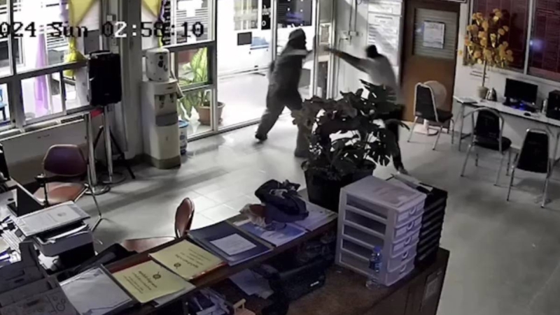 Officer injured as knife-wielding man storms police station