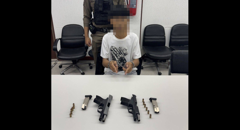 Teen arrested with guns