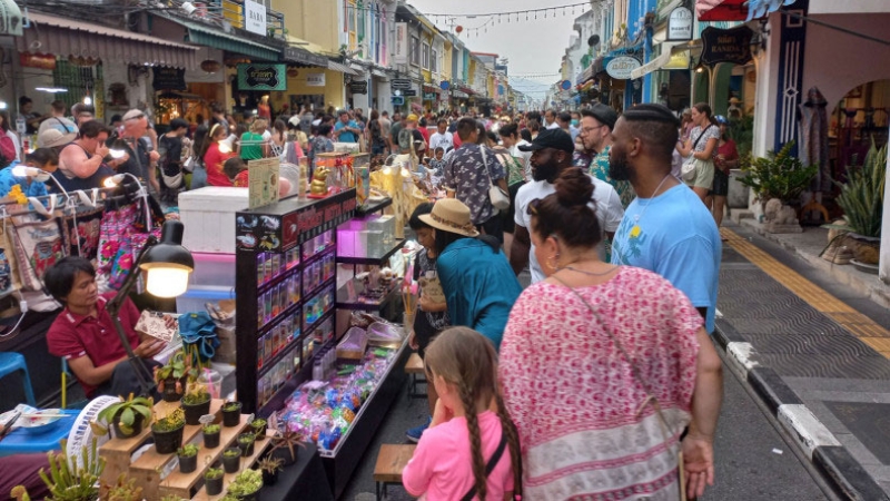 Phuket sees tourist influx for New Year break