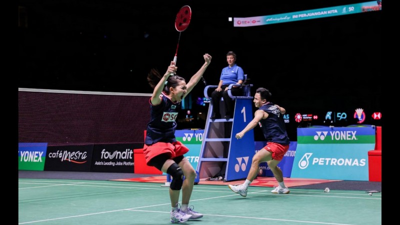 Dechapol, Supissara reign supreme